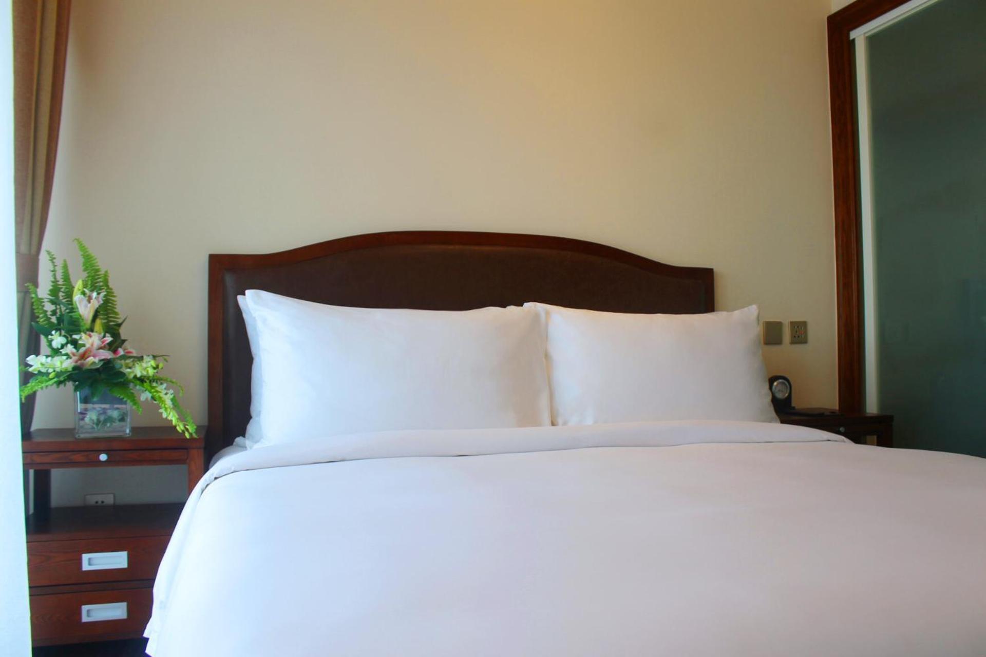 Kantharyar Serviced Apartment Янгон Экстерьер фото