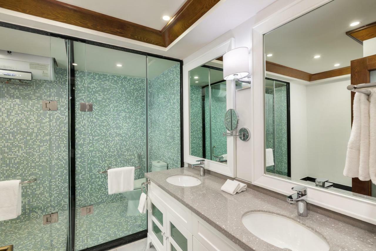 Kantharyar Serviced Apartment Янгон Экстерьер фото